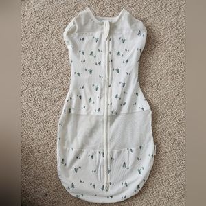 Happiest Baby Large Sleepea Swaddle Ivory Pines